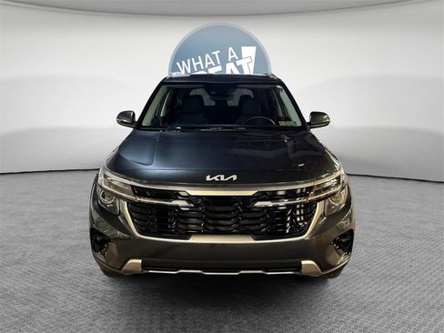 Certified 2024 Kia Seltos S image 8