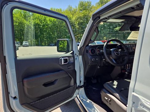 New 2026 Jeep Wrangler Unlimited Rubicon w/ Safety Group AWD/4WD image 11
