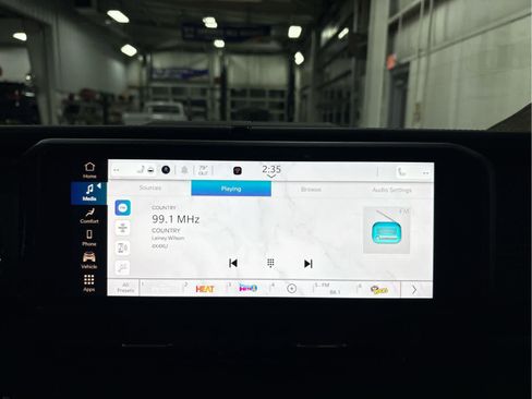 New 2025 Jeep Wrangler Rubicon w/ Convenience Group image 19