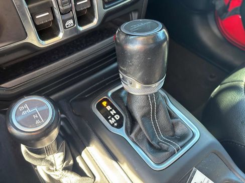 Used 2021 Jeep Gladiator Overland w/ Popular Equipment Package image 30