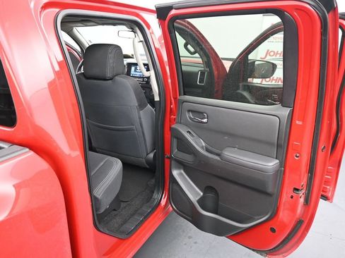 Used 2023 Nissan Frontier SV image 20