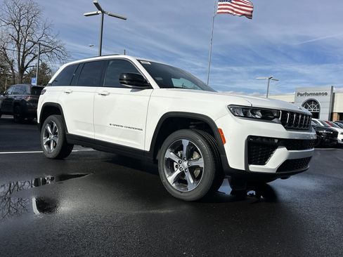 New 2026 Jeep Grand Cherokee Limited AWD/4WD image 19