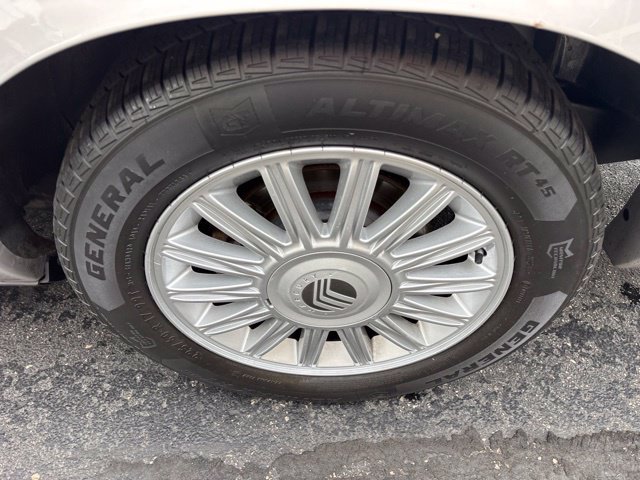 Used 2010 Mercury Grand Marquis LS RWD image 23