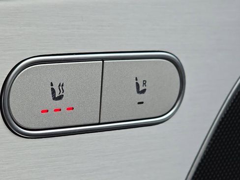 Used 2024 Mercedes-Benz GLE 350 4MATIC image 27