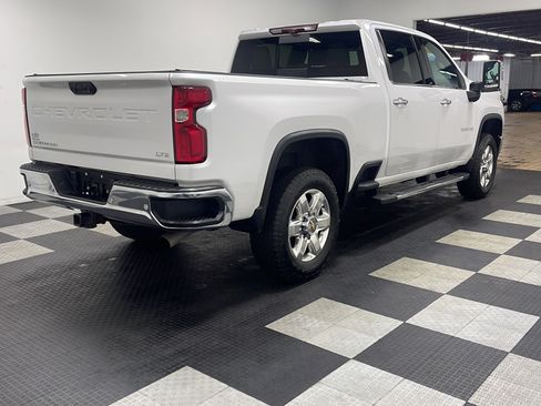 Used 2023 Chevrolet Silverado 2500 LTZ w/ LTZ Premium Package AWD/4WD image 4