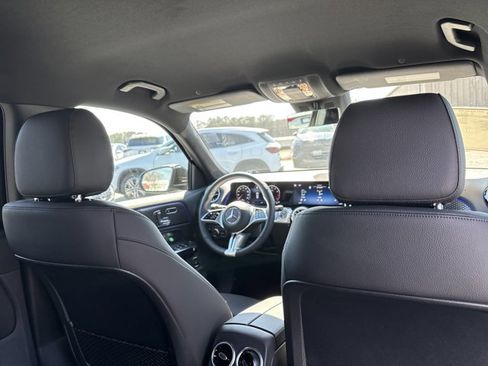 Certified 2025 Mercedes-Benz GLB 250 image 19