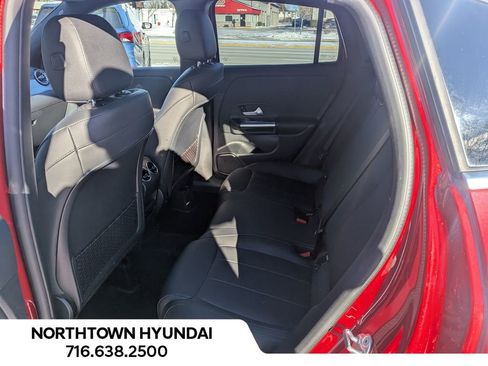 Used 2021 Mercedes-Benz GLA 250 4MATIC image 31