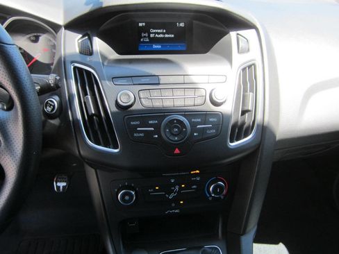 Used 2018 Ford Focus ST image 27