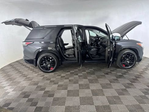 Used 2020 Chevrolet Traverse Premier w/ Redline Edition AWD/4WD image 15