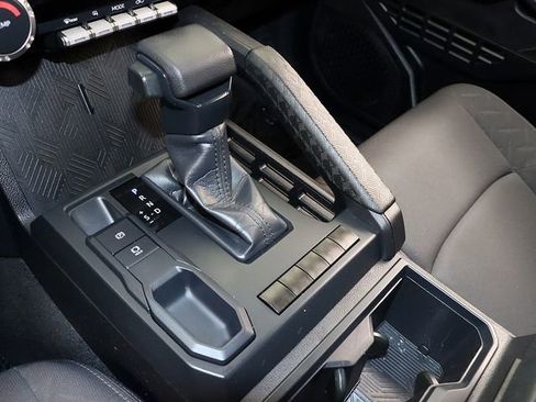 Used 2024 Toyota Tacoma SR RWD image 19