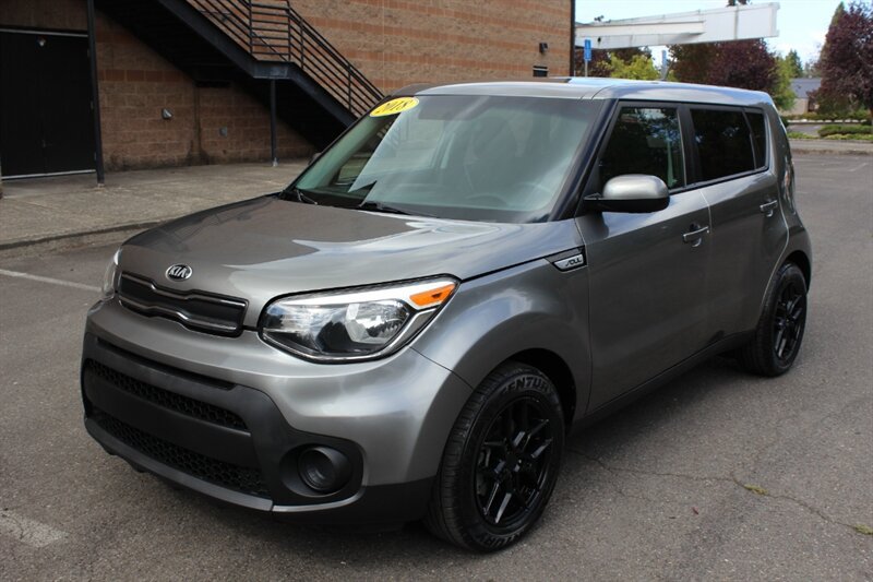 Used 2018 Kia Soul w/ Convenience Package FWD image 2