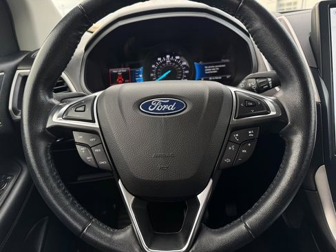 Used 2022 Ford Edge SEL image 12