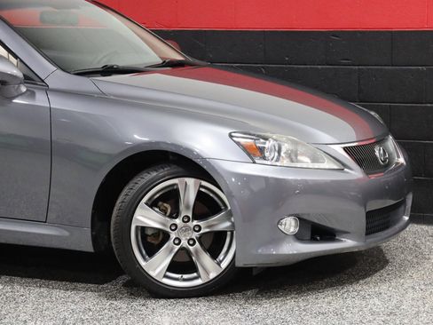 Used 2015 Lexus IS 250C image 3