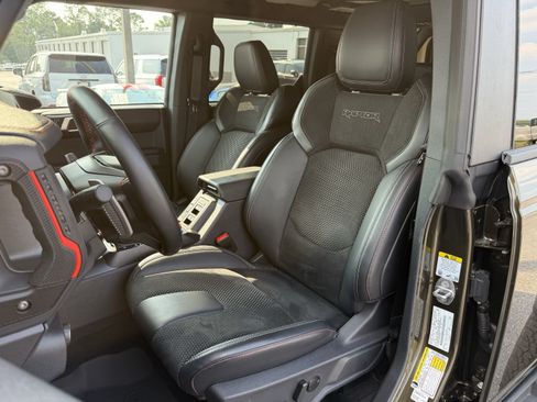 Used 2025 Ford Bronco Raptor AWD/4WD image 16