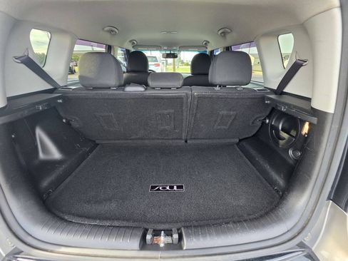Used 2016 Kia Soul + FWD image 21
