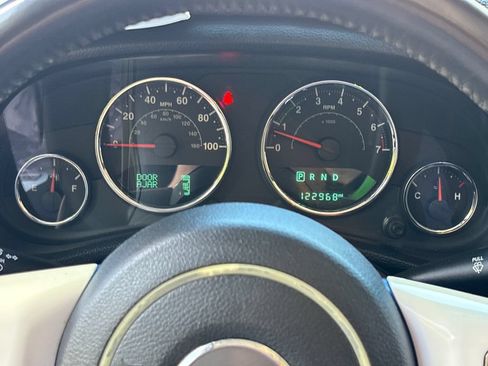 Used 2016 Jeep Wrangler Sport AWD/4WD image 21