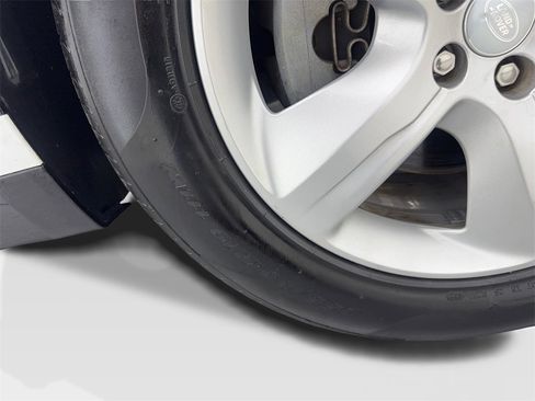 Used 2022 Land Rover Range Rover Velar S image 87