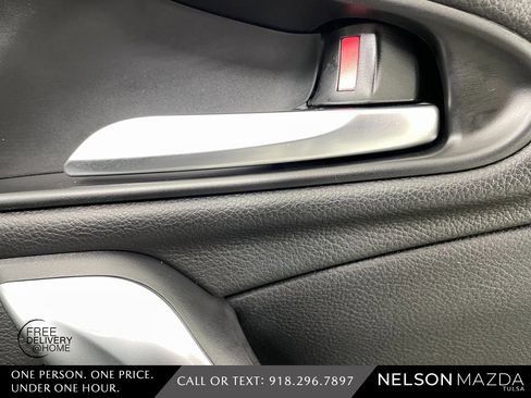 Used 2017 FIAT 124 Spider Abarth image 35