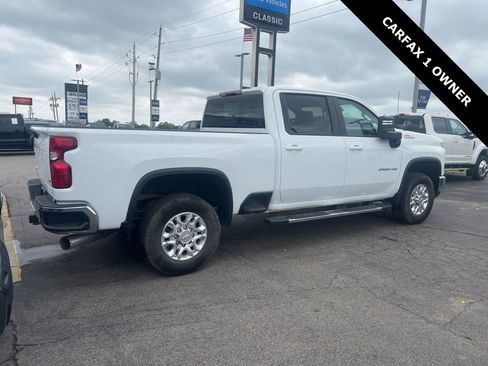 Used 2025 Chevrolet Silverado 2500 LT AWD/4WD image 4