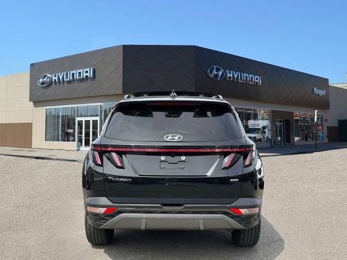 Certified 2023 Hyundai Tucson Limited AWD/4WD image 7