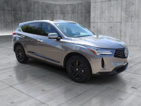 Used 2025 Acura RDX SH-AWD image 6