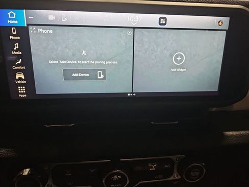 Used 2025 Jeep Wrangler Sport image 14