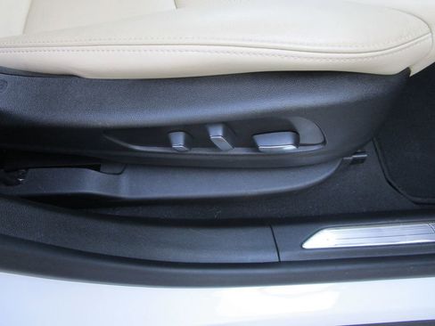 Used 2019 Cadillac XT5 Luxury image 23