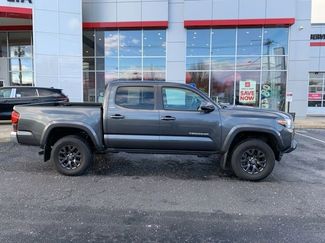Used 2022 Toyota Tacoma SR5 video 2