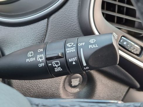 Used 2022 Jeep Cherokee Latitude Lux w/ Sun & Sound Group FWD image 27