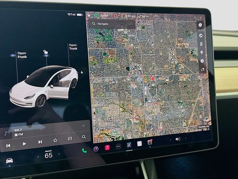 Used 2019 Tesla Model 3 Long Range image 22