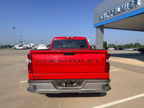 Used 2026 Chevrolet Silverado 1500 W/T RWD image 9