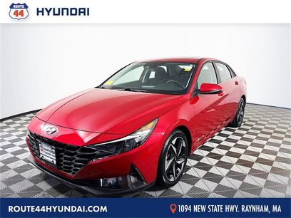 Used 2021 Hyundai Elantra SEL w/ Convenience + Premium Package