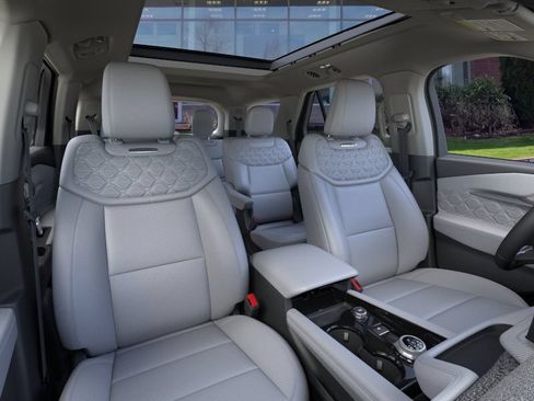 New 2026 Ford Explorer Platinum w/ LUX Leather Package AWD/4WD image 10