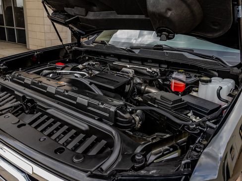 Used 2026 Chevrolet Silverado 2500 LTZ w/ LTZ Plus Package image 39