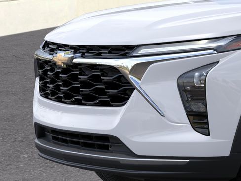 New 2026 Chevrolet Trax LT FWD image 13