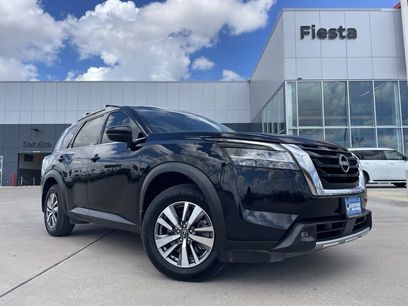 Certified 2023 Nissan Pathfinder SL