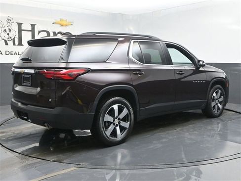 Used 2023 Chevrolet Traverse LT w/ LT Premium Package image 49