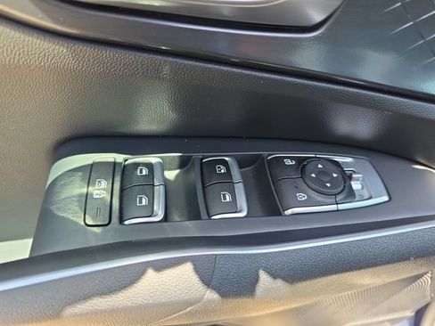 Certified 2023 Kia Sorento LX FWD image 17