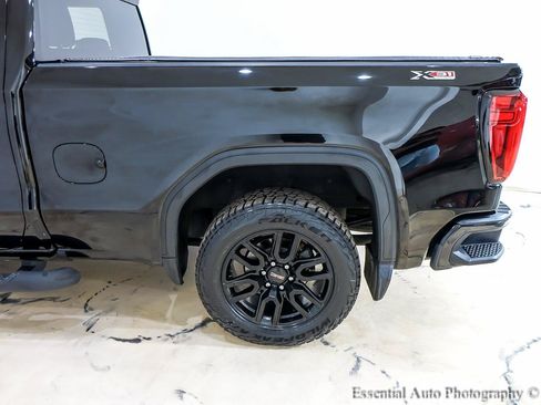 Used 2020 GMC Sierra 1500 Elevation w/ Elevation Value Package AWD/4WD image 11