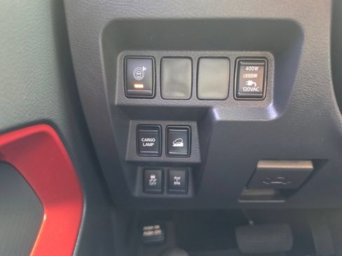 Used 2023 Nissan Frontier PRO-4X w/ Pro Convenience Package AWD/4WD image 14