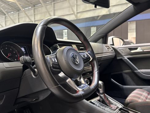 Used 2020 Volkswagen GTI S FWD image 23