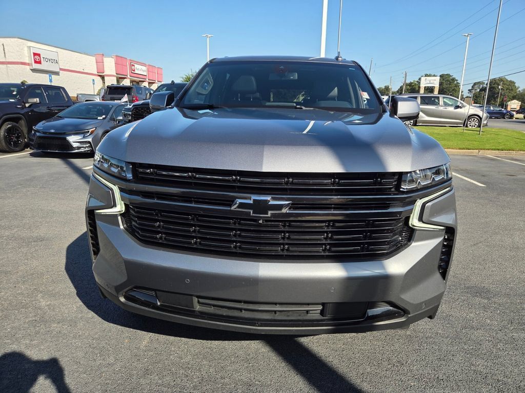 Used 2022 Chevrolet Tahoe RST w/ Luxury Package RWD image 2