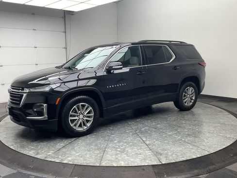 Certified 2022 Chevrolet Traverse LT w/ LPO, Floor Liner Package AWD/4WD image 37