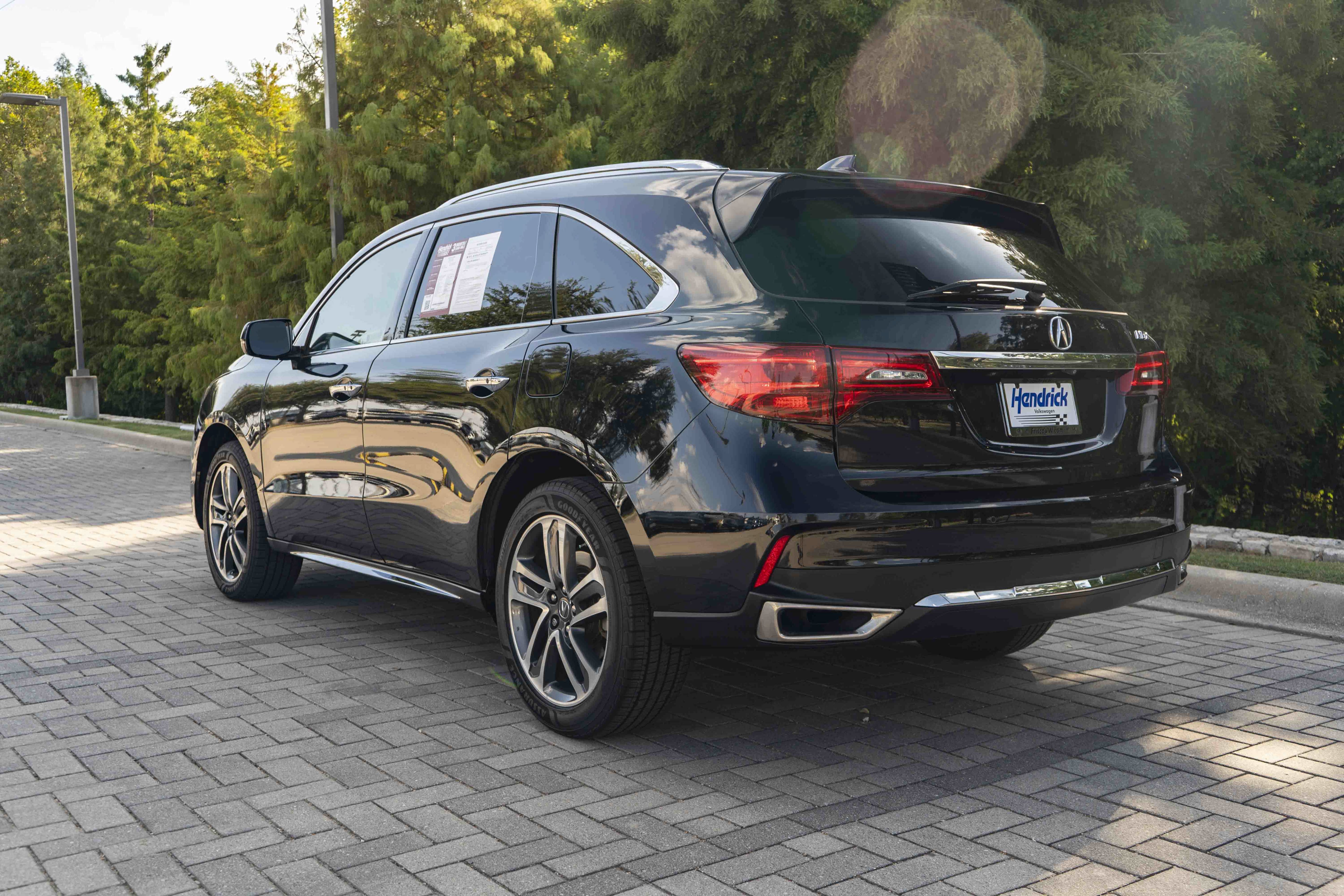 Used 2018 Acura MDX w/ Advance Package FWD image 6