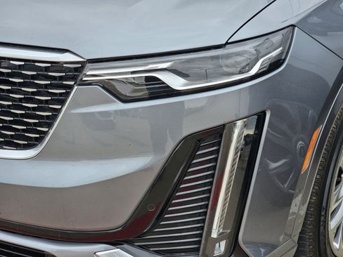 Used 2021 Cadillac XT6 Premium Luxury image 10