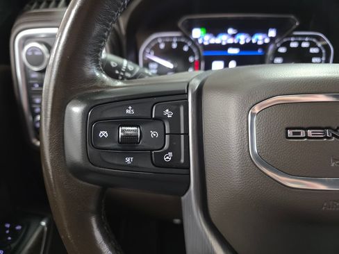 Used 2020 GMC Sierra 1500 Denali w/ Denali Premium Package AWD/4WD image 15