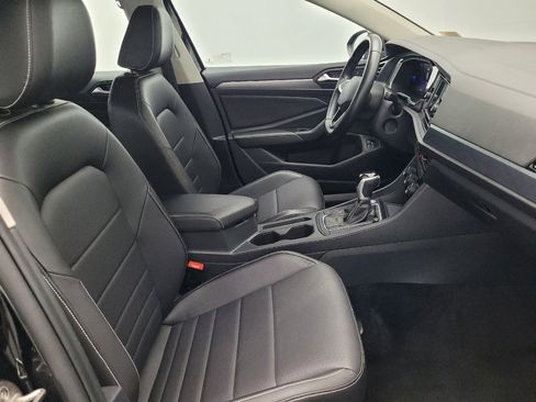 Used 2024 Volkswagen Jetta SE image 21