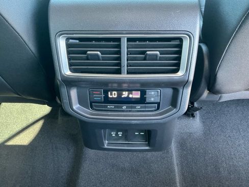 New 2026 Volkswagen Atlas SE AWD/4WD image 16