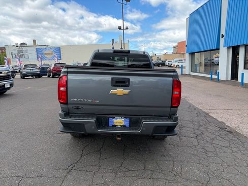 Used 2020 Chevrolet Colorado Z71 AWD/4WD image 6