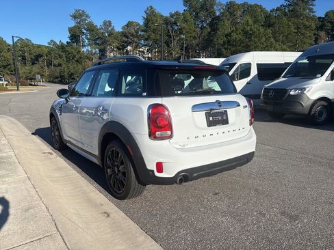 Used 2019 MINI Cooper Countryman w/ Premium Package image 7